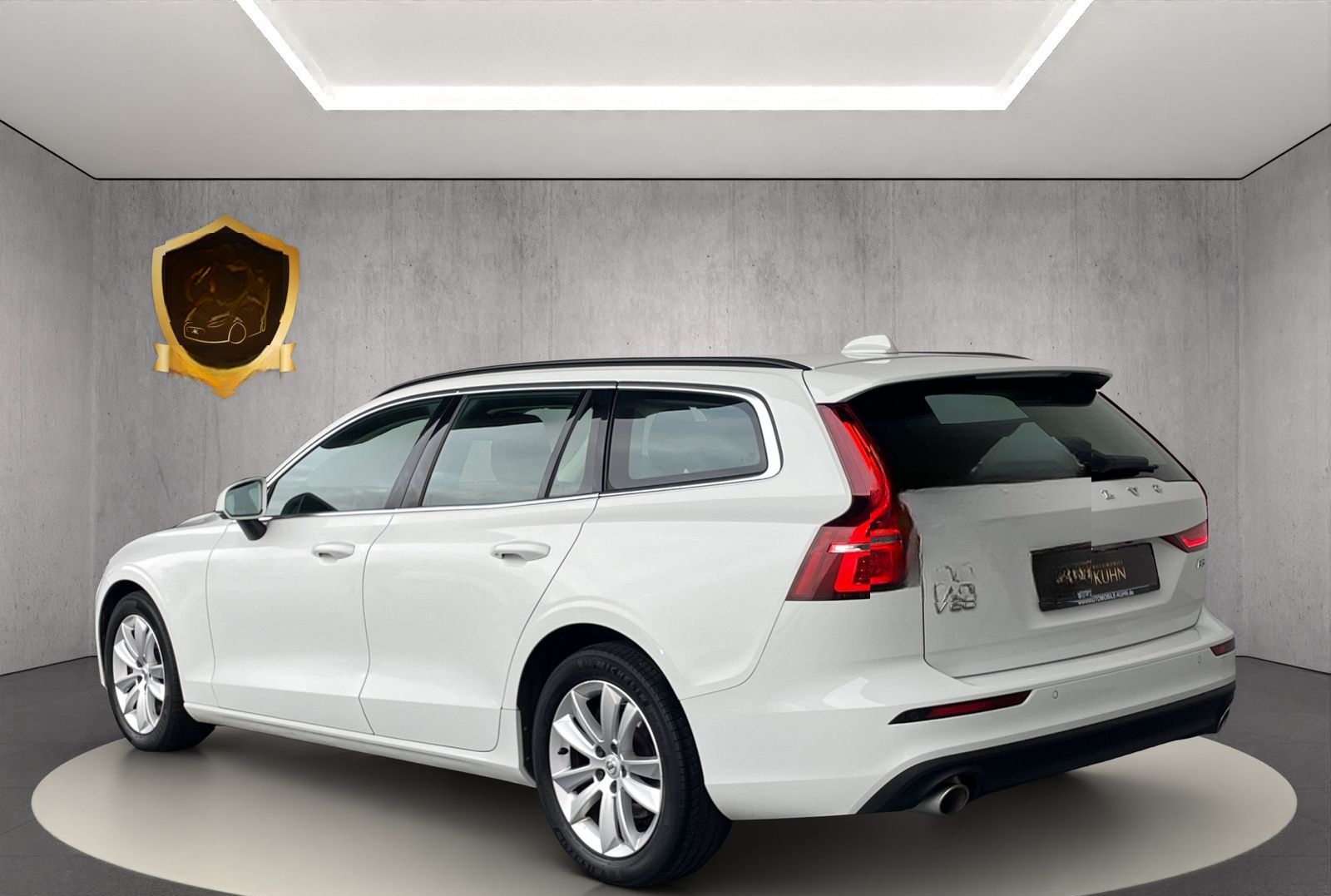 Volvo V60 B3*MOMENTUM PRO*R.KAM*LED*NAVI*KEYLESS* foto 7