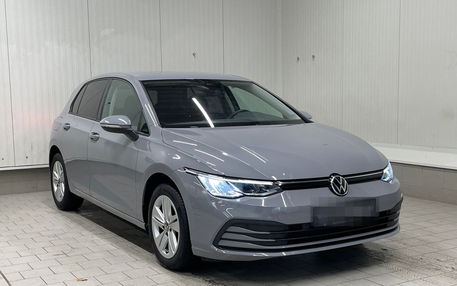 Volkswagen Golf VIII Life 1.0 eTSI DSG RFK NAVI ACC SHZ foto 2