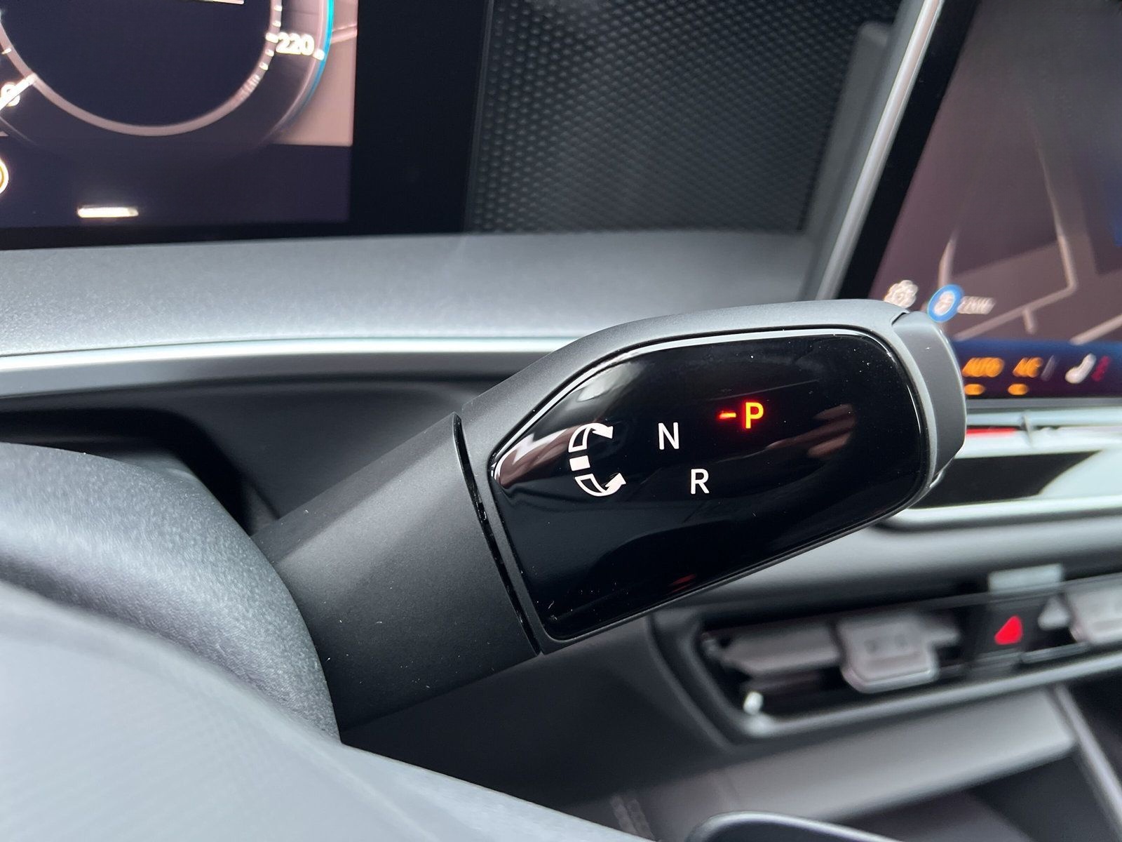 Volkswagen Tayron 1.5 eTSI Life DSG+MATRIX+NAVI+KAMERA+AHK foto 16