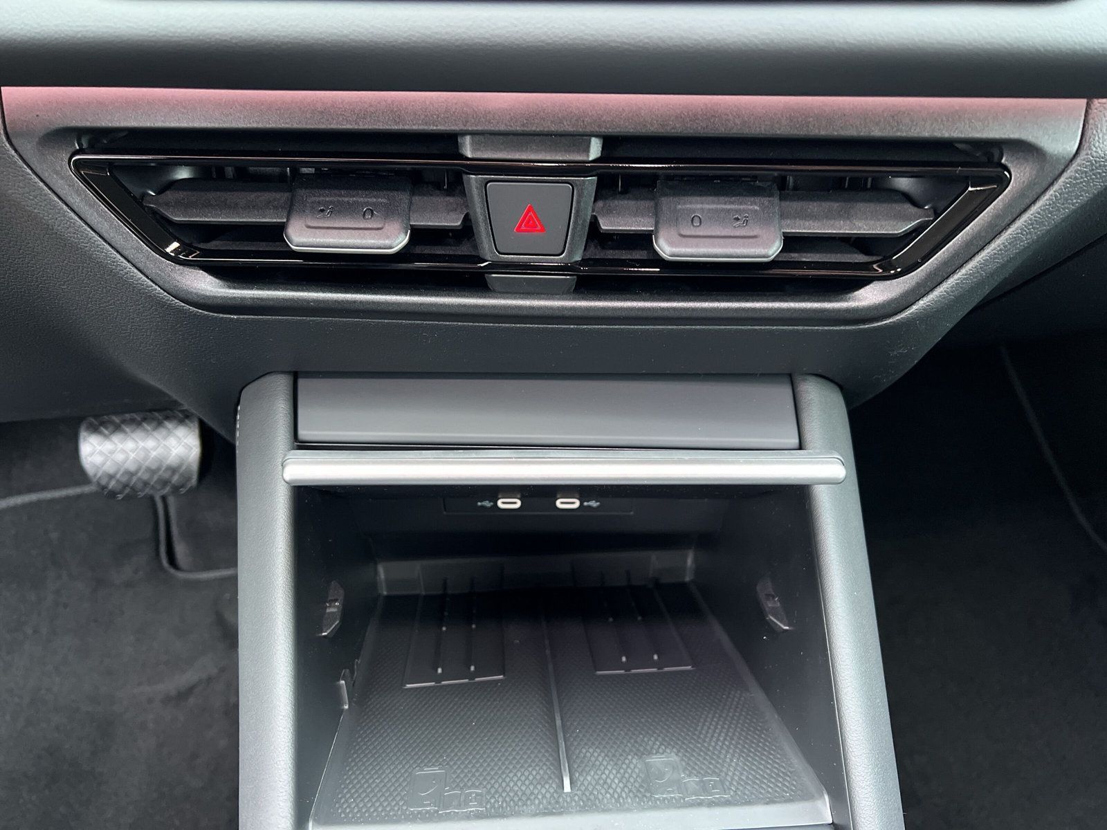 Volkswagen Tayron 1.5 eTSI Life DSG+MATRIX+NAVI+KAMERA+AHK foto 19