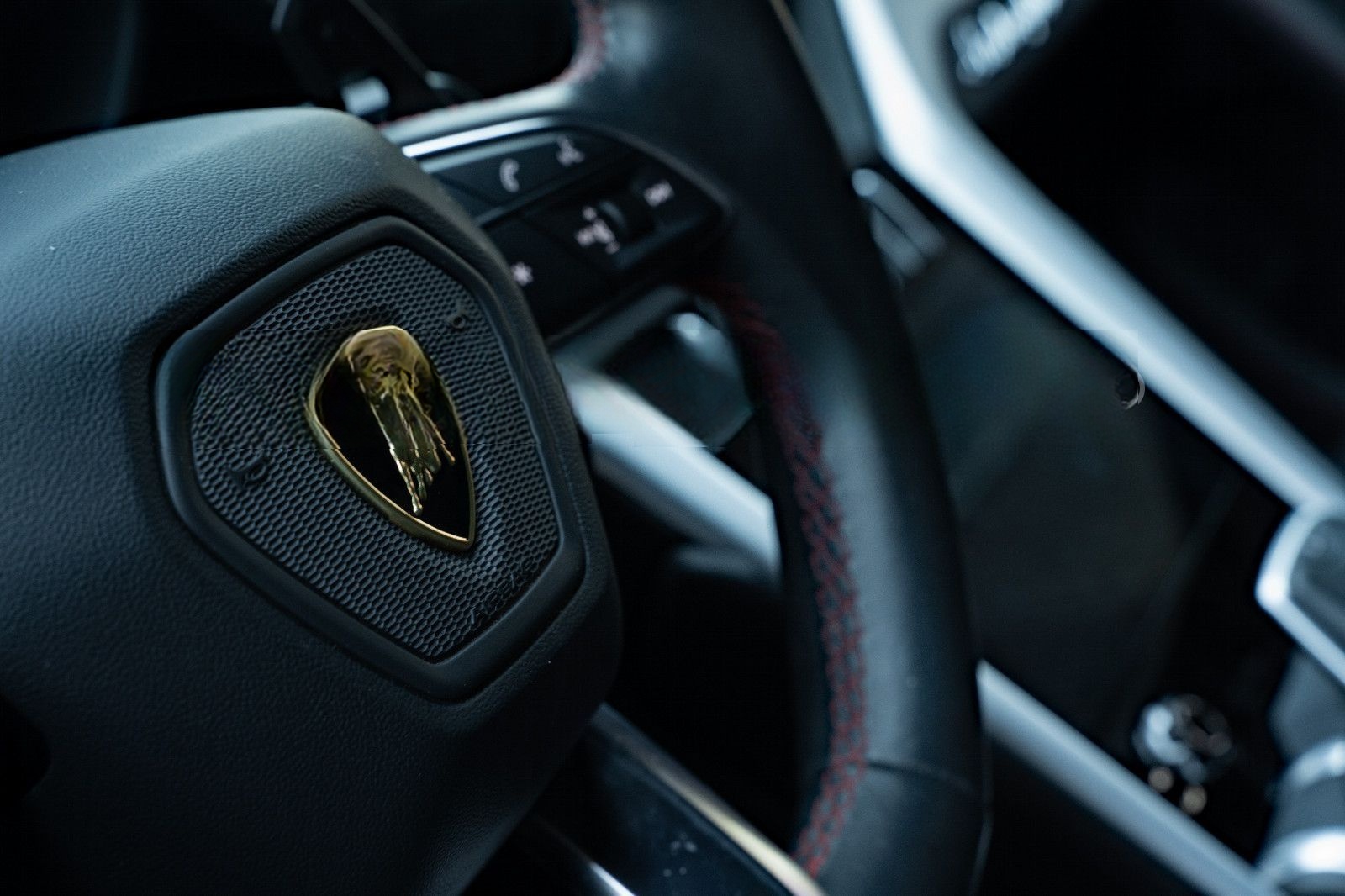Lamborghini Urus 4.0 V8 B&O, Massage, TV, Sitzbelüftung foto 7