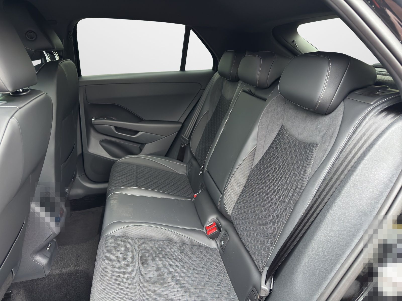 Volkswagen T-Roc 1.5 eTSI DSG R-Line  HeadUp AHK Navi LED K foto 12