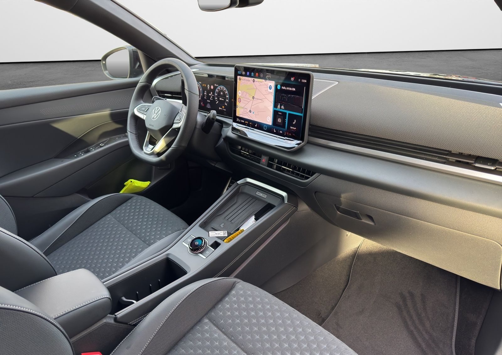 Volkswagen T-Roc 1.5 eTSI DSG R-Line  HeadUp AHK Navi LED K foto 14