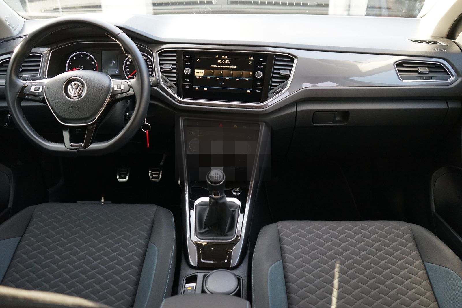 Volkswagen T-Roc 1.5 TSI IQ.DRIVE Sitzheizung Kamera PDC foto 6
