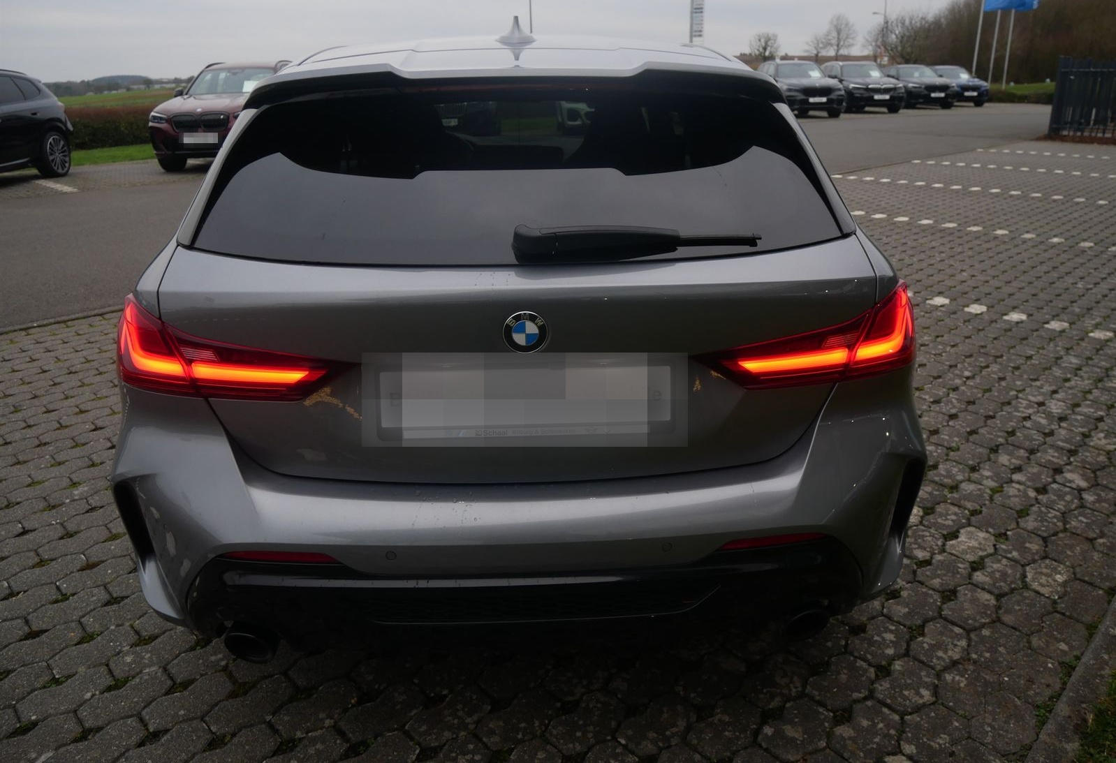BMW M135i xDrive HUD H/K-HiFi LED LHZ DA. PA. ACC foto 4