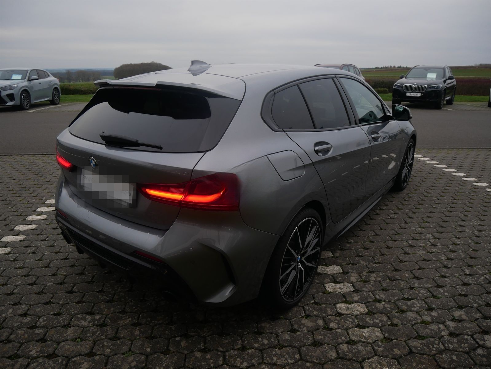 BMW M135i xDrive HUD H/K-HiFi LED LHZ DA. PA. ACC foto 5