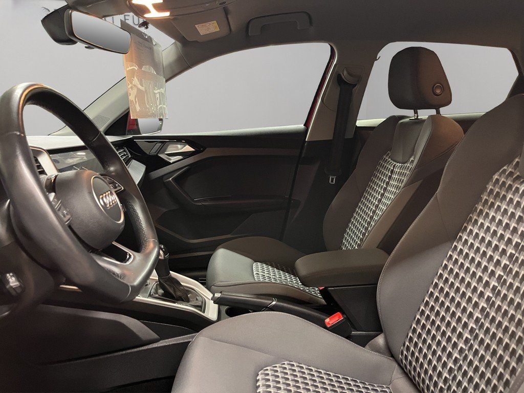 Audi A1 Sportb. 25 TFSI S tronic S line LED GRA Klima foto 11