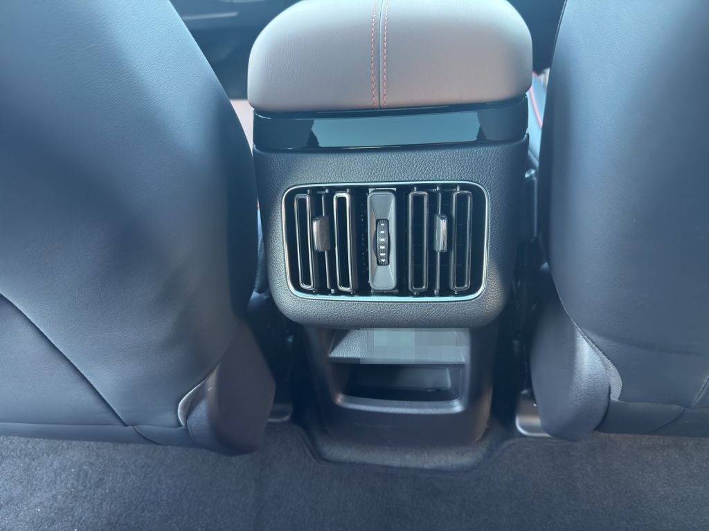 BYD SEAL U DM-i Comfort foto 18