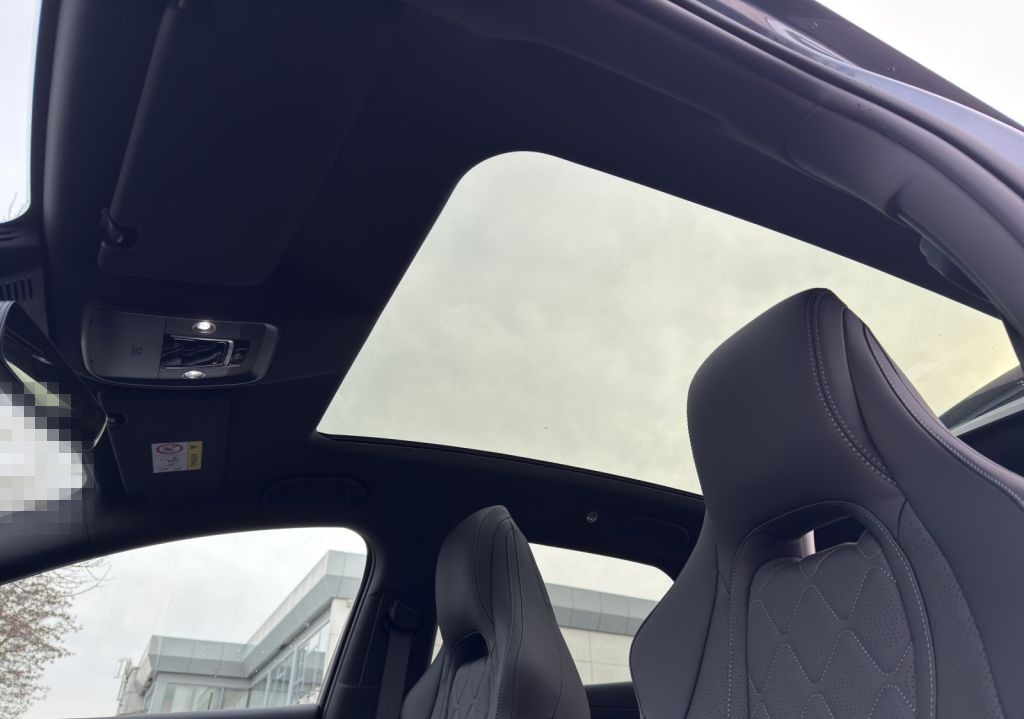 BYD SEALION 7 Comfort foto 19