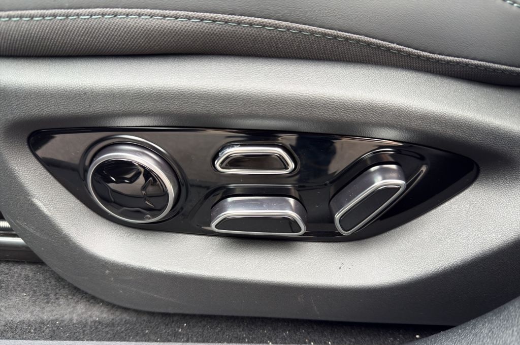 BYD SEALION 7 Comfort foto 20