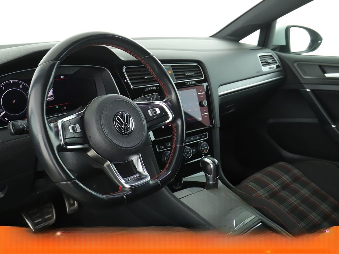 Volkswagen Golf VII 2.0 TSI GTI Performance BM Aut.*LED*PDC foto 11