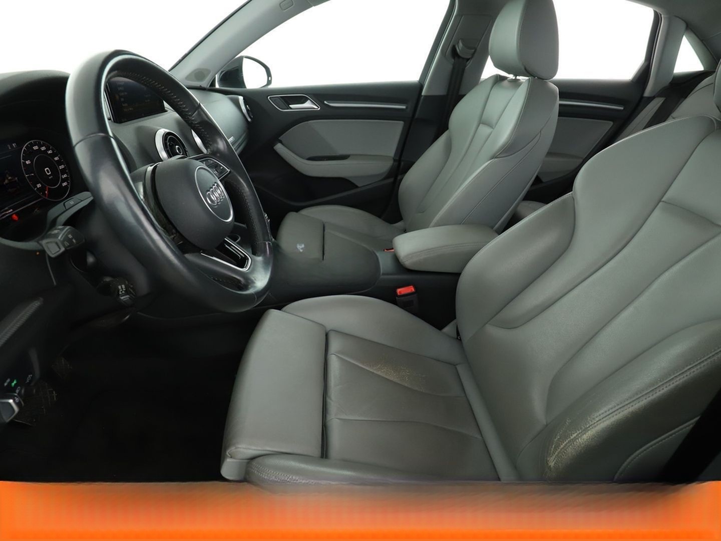 Audi A3 Lim. 2.0 TFSI quattro Design Aut.*MATRIX*ACC* foto 10