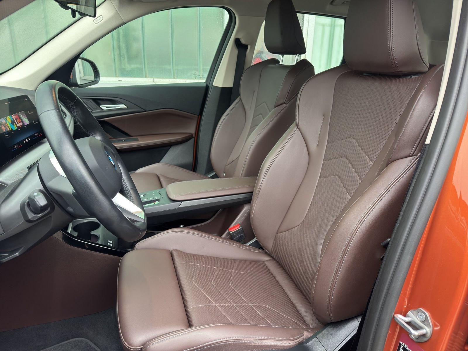 BMW iX1 xDrive30 LED Navi ParkAs SHZ foto 7
