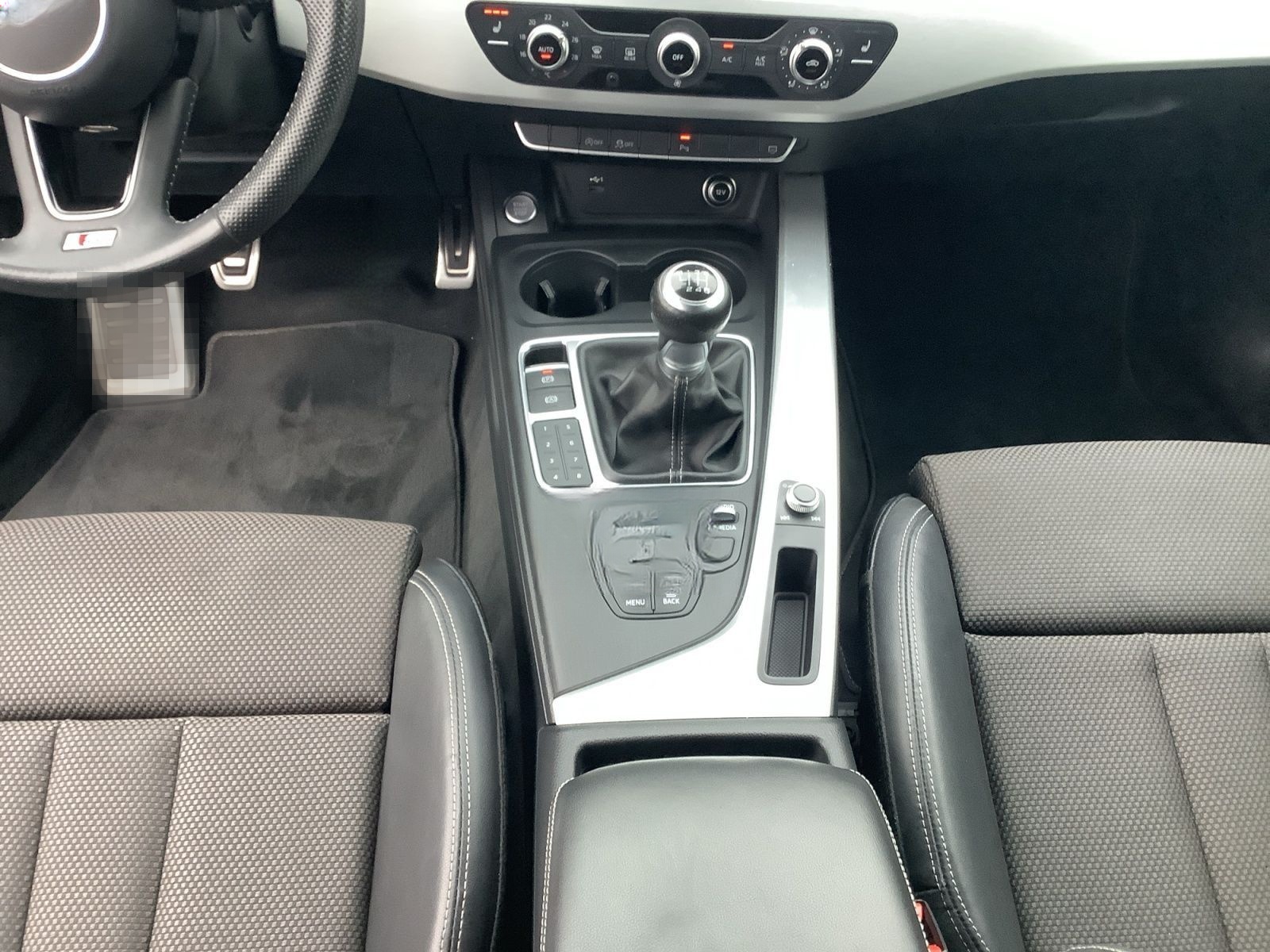 Audi A4 Avant 35 TFSI S-Line MMI-NAVI+LED+OPTIKPAKET foto 11