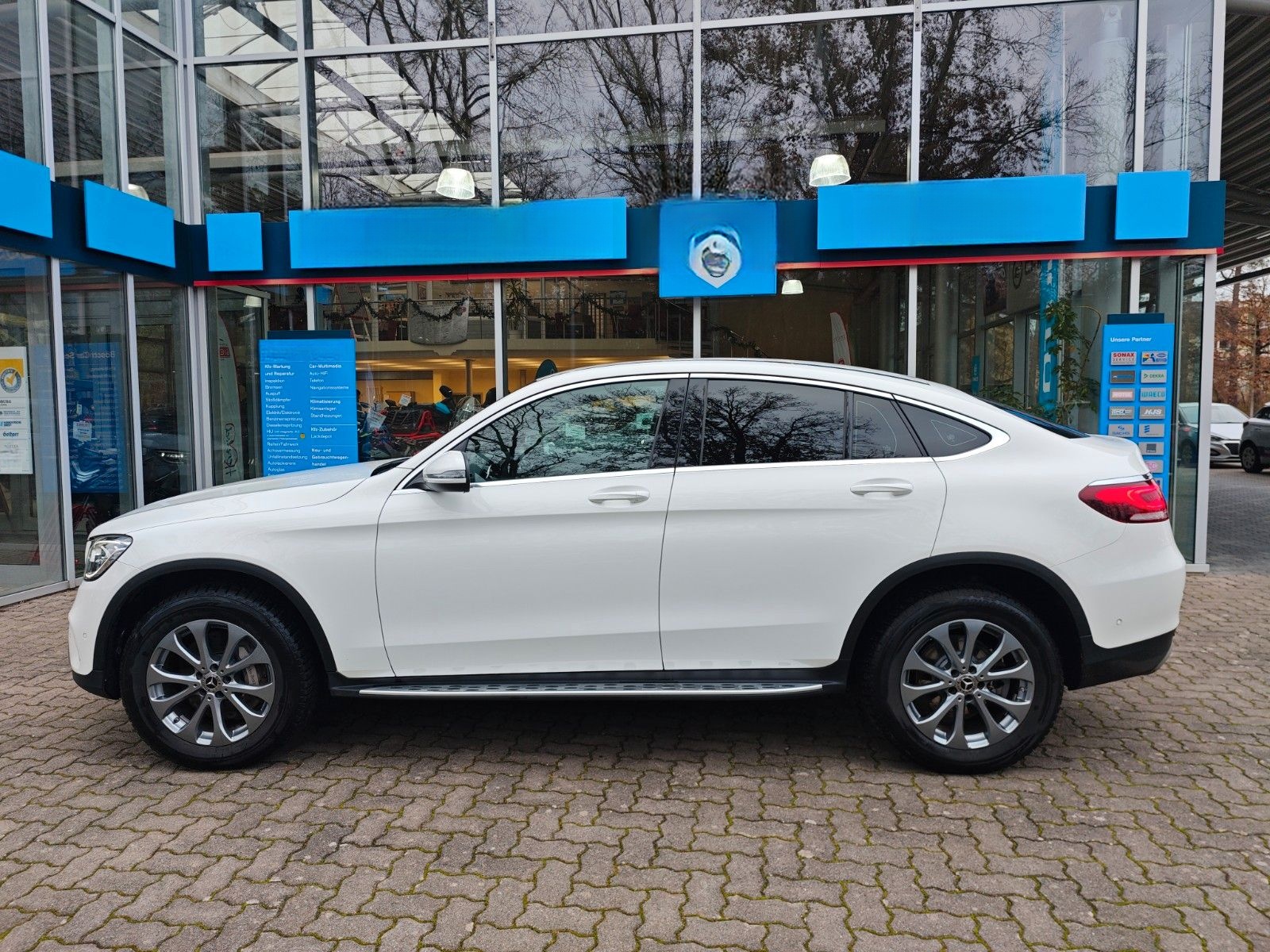 Mercedes-Benz GLC 300 de Coupe 4Matic AHK 8-fach RFK StHz foto 3