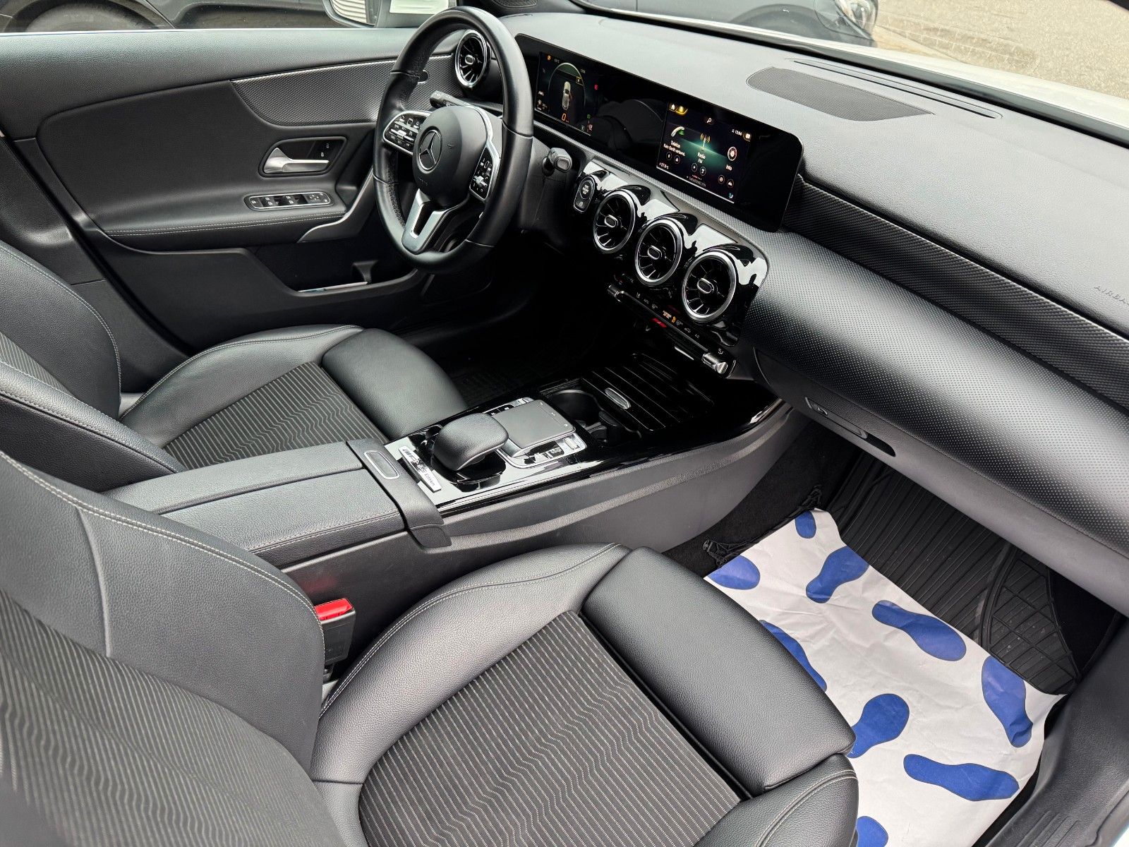 Mercedes-Benz A 180 *Autom - T.Leder - Navi - LED - Tempo++ foto 6