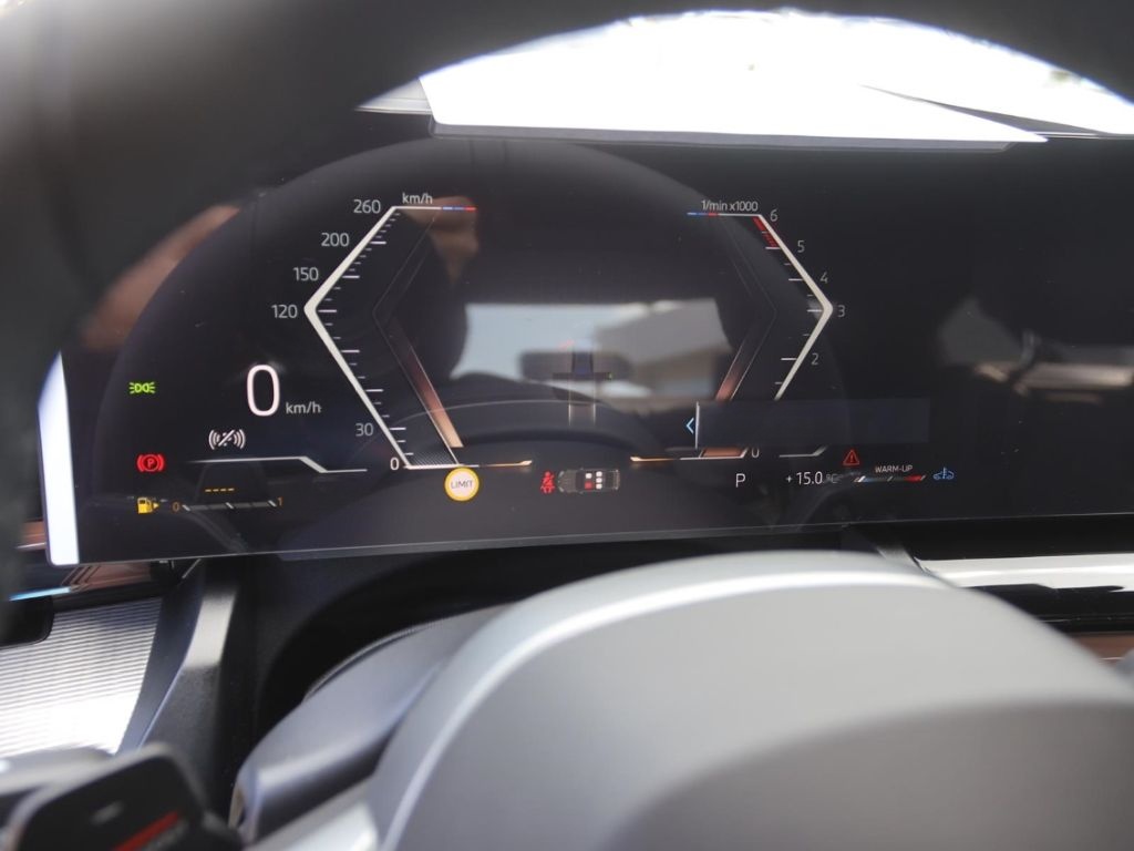 BMW 540 dxDriveMSport+AHK+Navi+HUD+360 Kamera+Leder foto 9