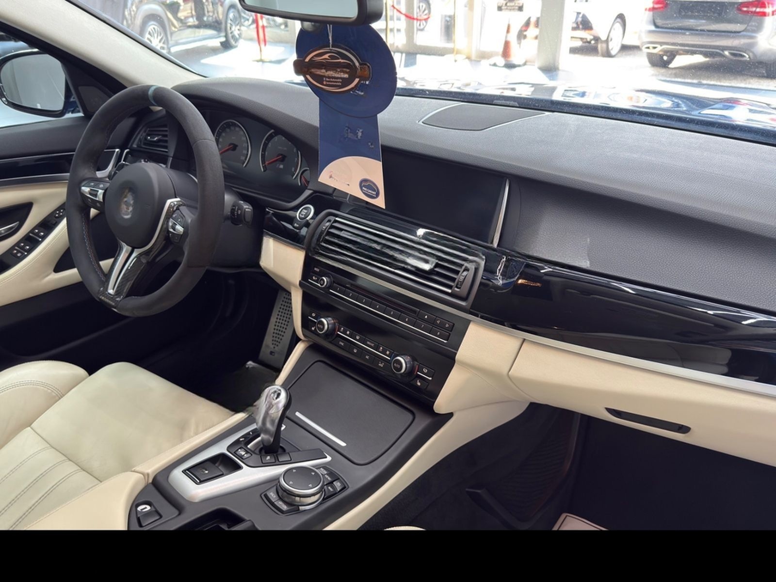 BMW M5 F10 Competition M-DKG *HUD*TV* foto 20