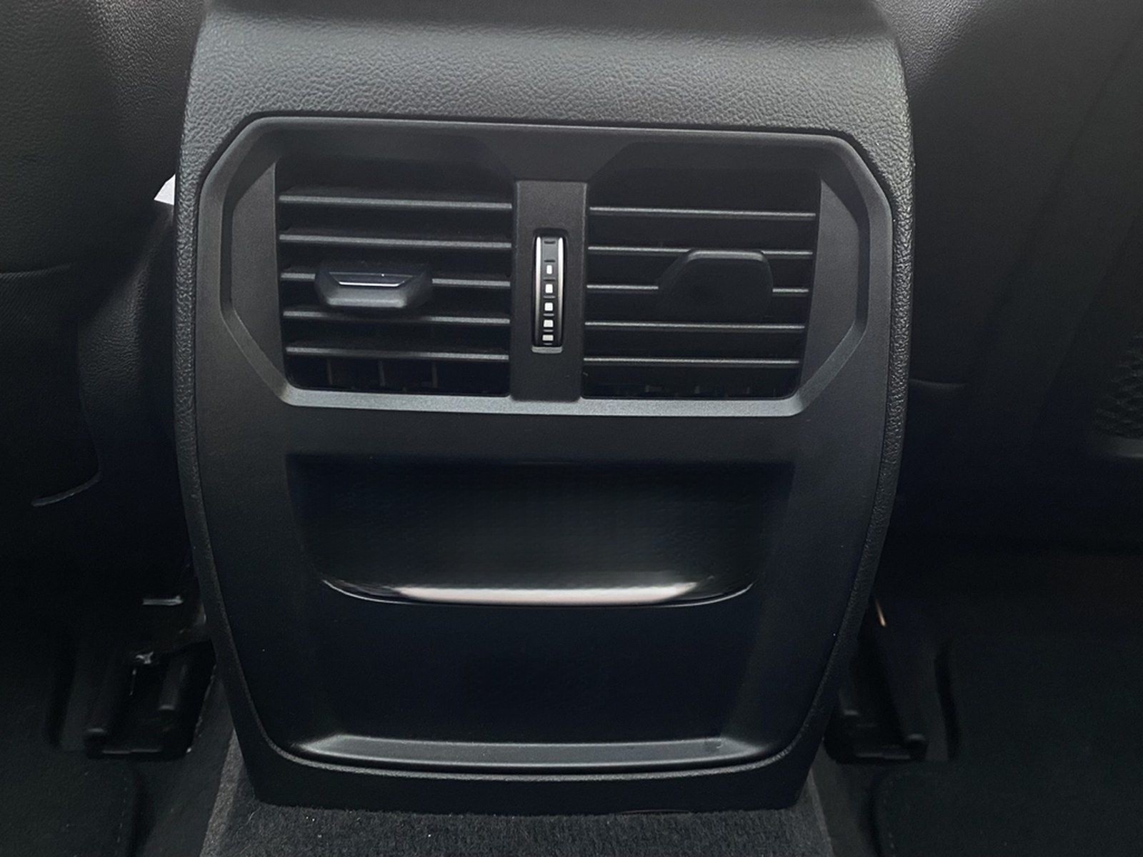 BMW 320i Touring MSport AHK HiFi LCProf HiFi foto 16