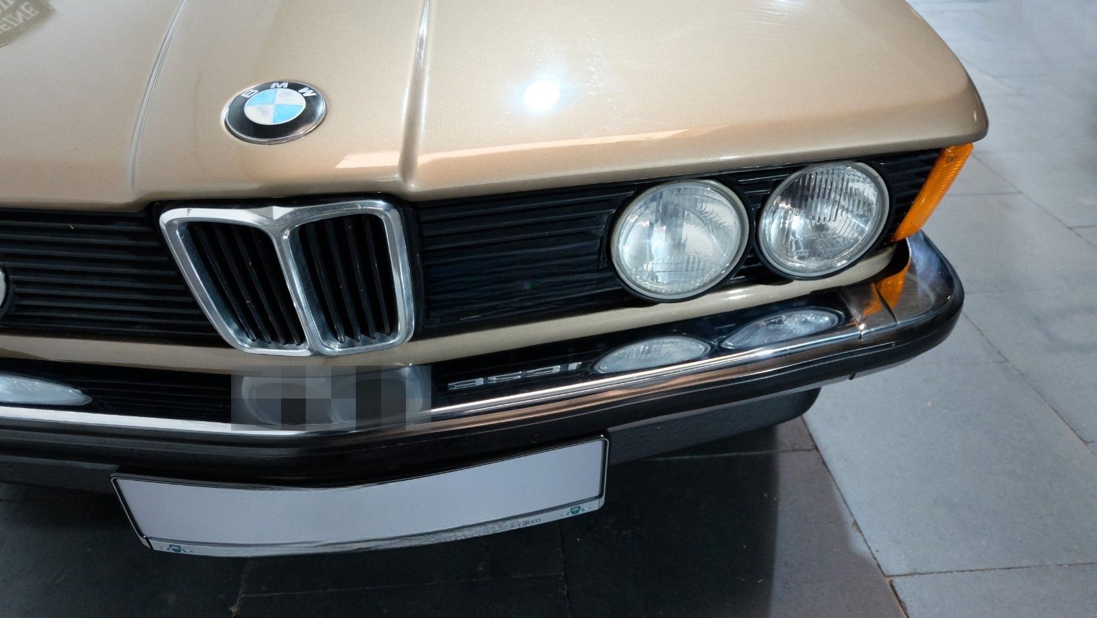 BMW 323i, 5-Gang-Getriebe! foto 19
