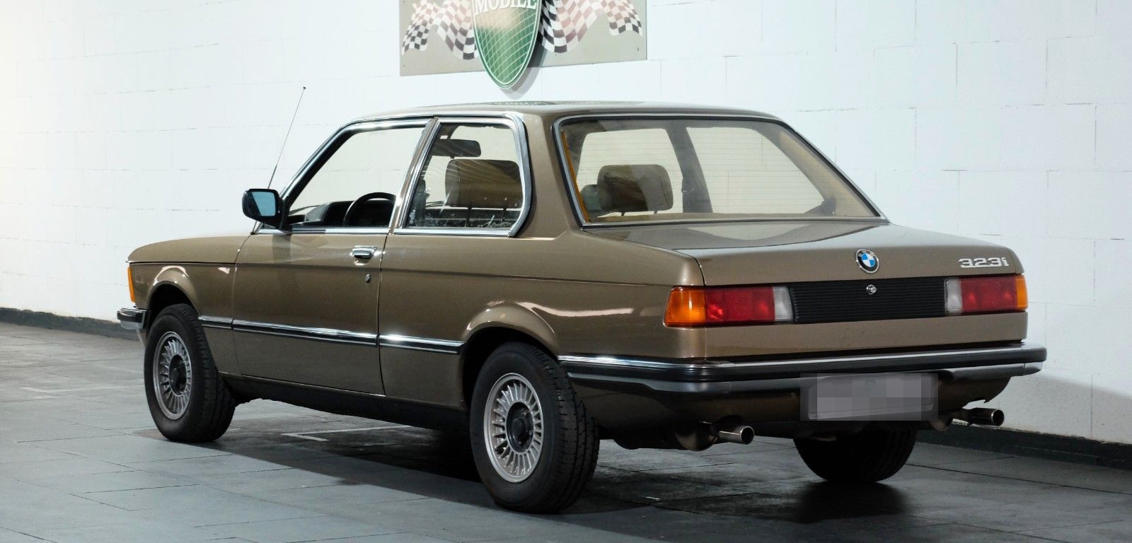 BMW 323i, 5-Gang-Getriebe! foto 3