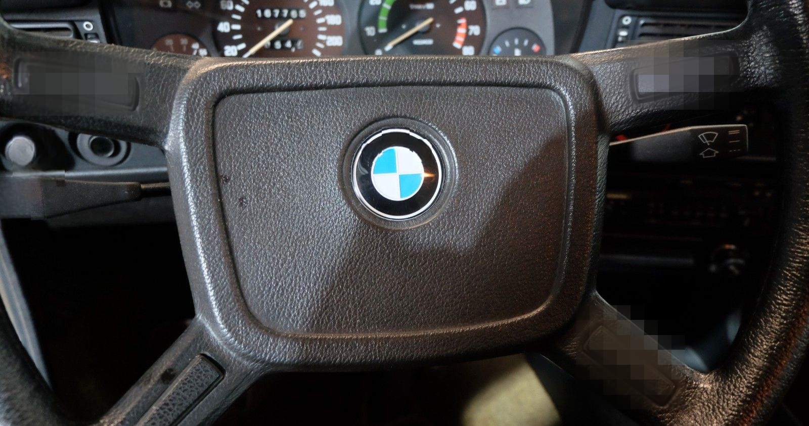 BMW 323i, 5-Gang-Getriebe! foto 6