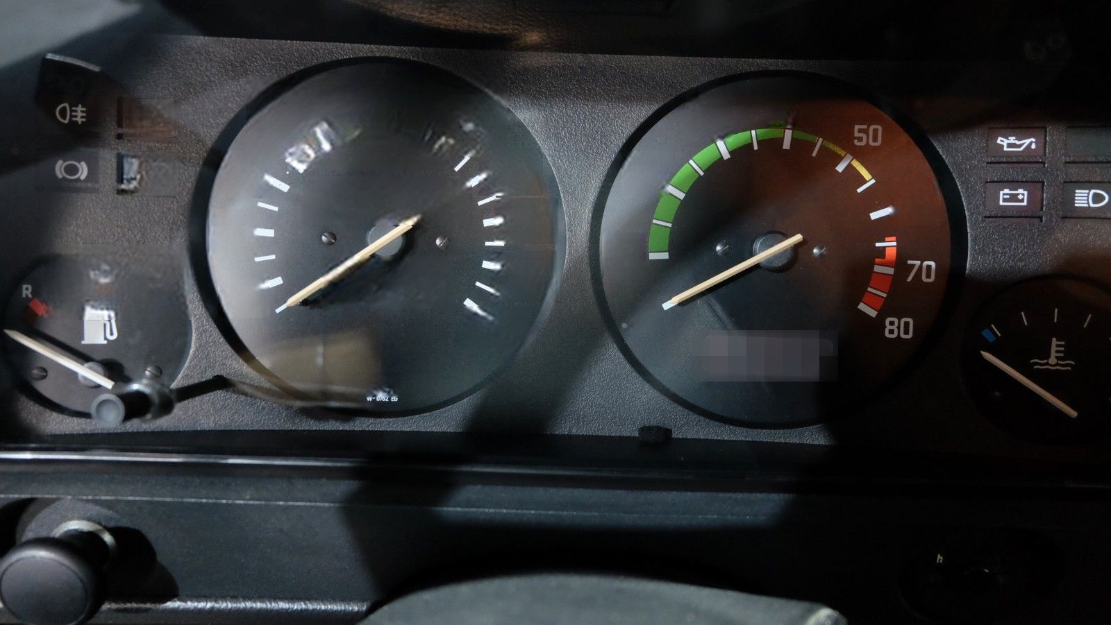 BMW 323i, 5-Gang-Getriebe! foto 7