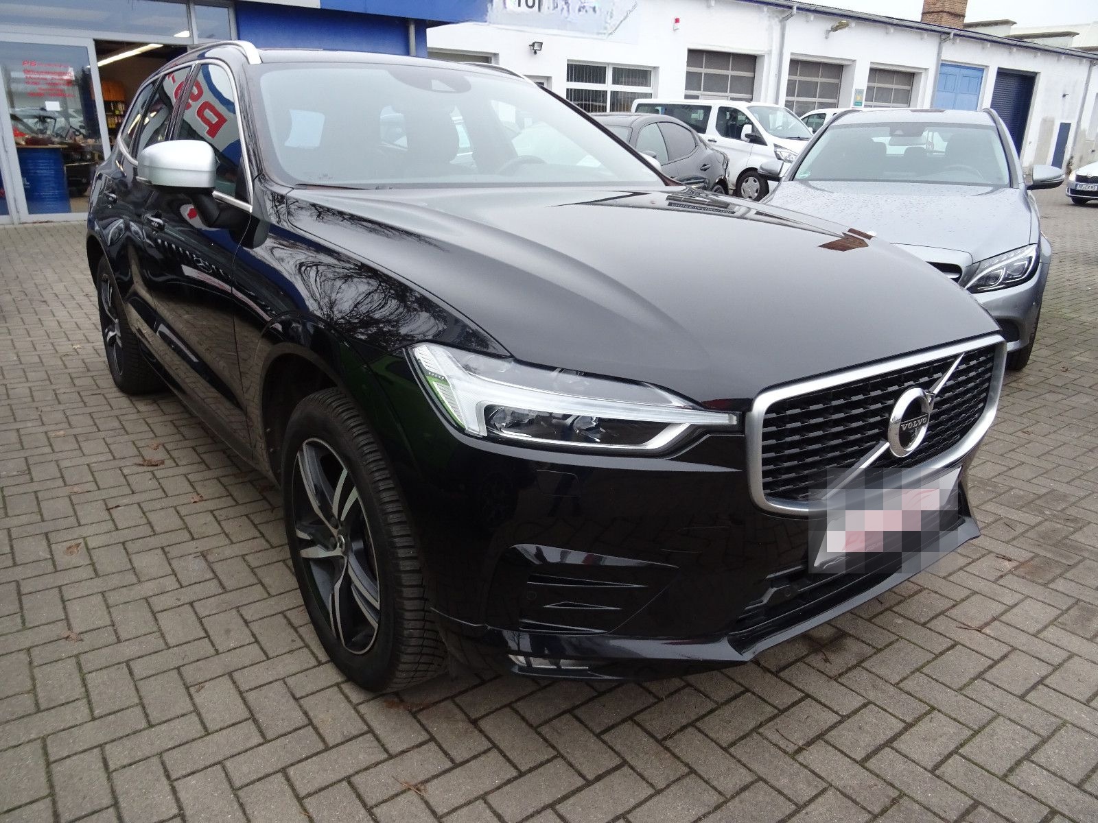 Volvo XC 60 R Design AWD-Autom-LED-Leder-AHK foto 3