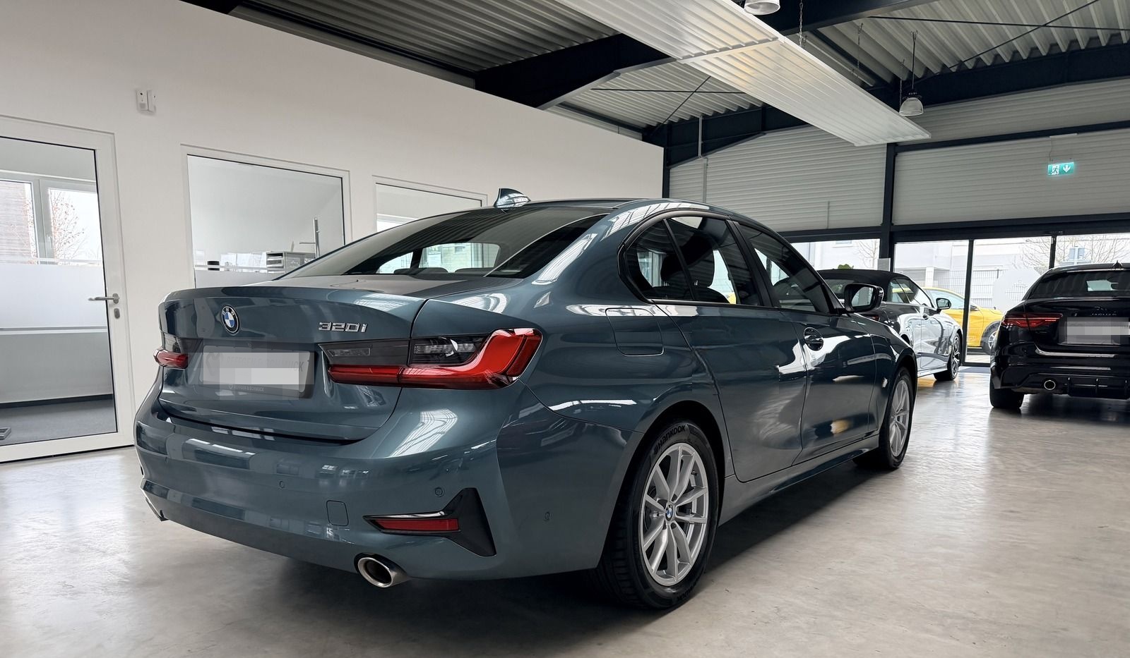 BMW 320 ADVANTAGE NAV+LASER+DISPLAY+HARMAN+STANDHEIZ foto 10