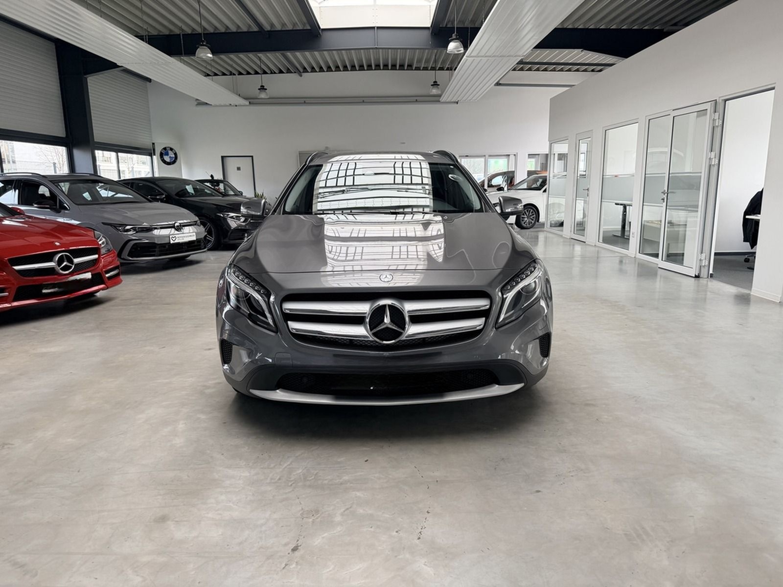 Mercedes-Benz GLA 200 STYLE AUTOMATIK+NAVI+XENON+E-HECKKLAPPE+ foto 2