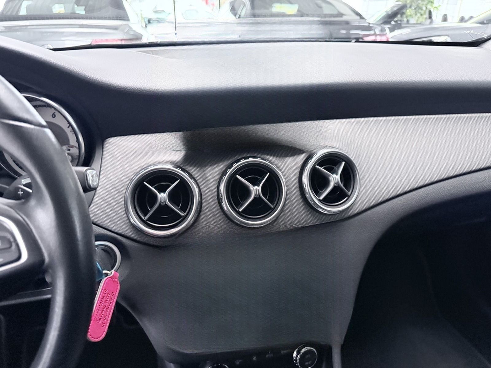 Mercedes-Benz GLA 200 STYLE AUTOMATIK+NAVI+XENON+E-HECKKLAPPE+ foto 11
