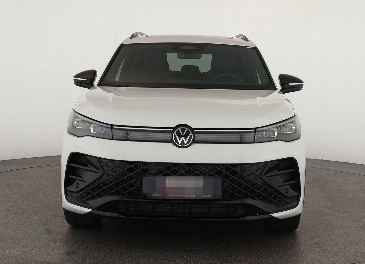 Volkswagen Tiguan 2.0 TSI DSG 4M R-Line IQ Pano Nav Key 360 foto 3