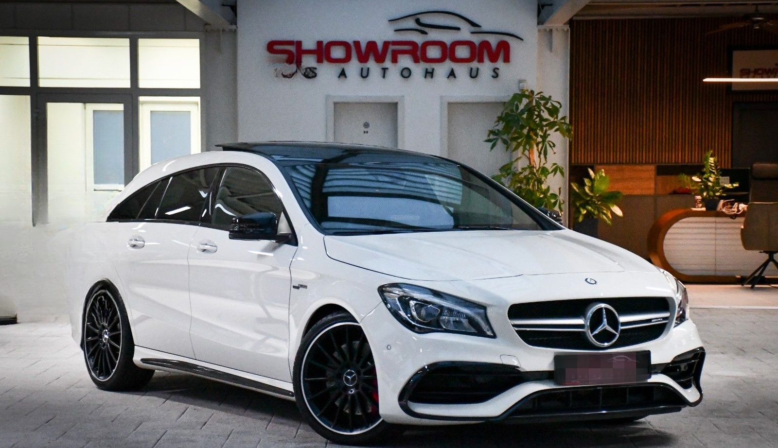 Mercedes-Benz CLA 45 AMG SB 4Matic Performance AMG Pano Harman foto 3