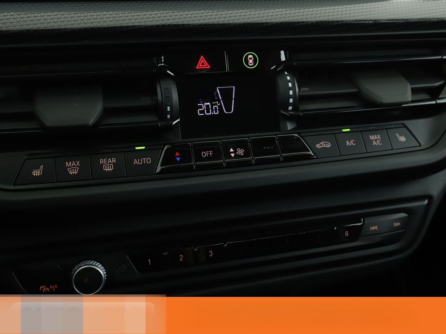 BMW 118i Sport Line Aut.*NAVI*LED*PDC*SHZ*LHZ*TEMPO* foto 24