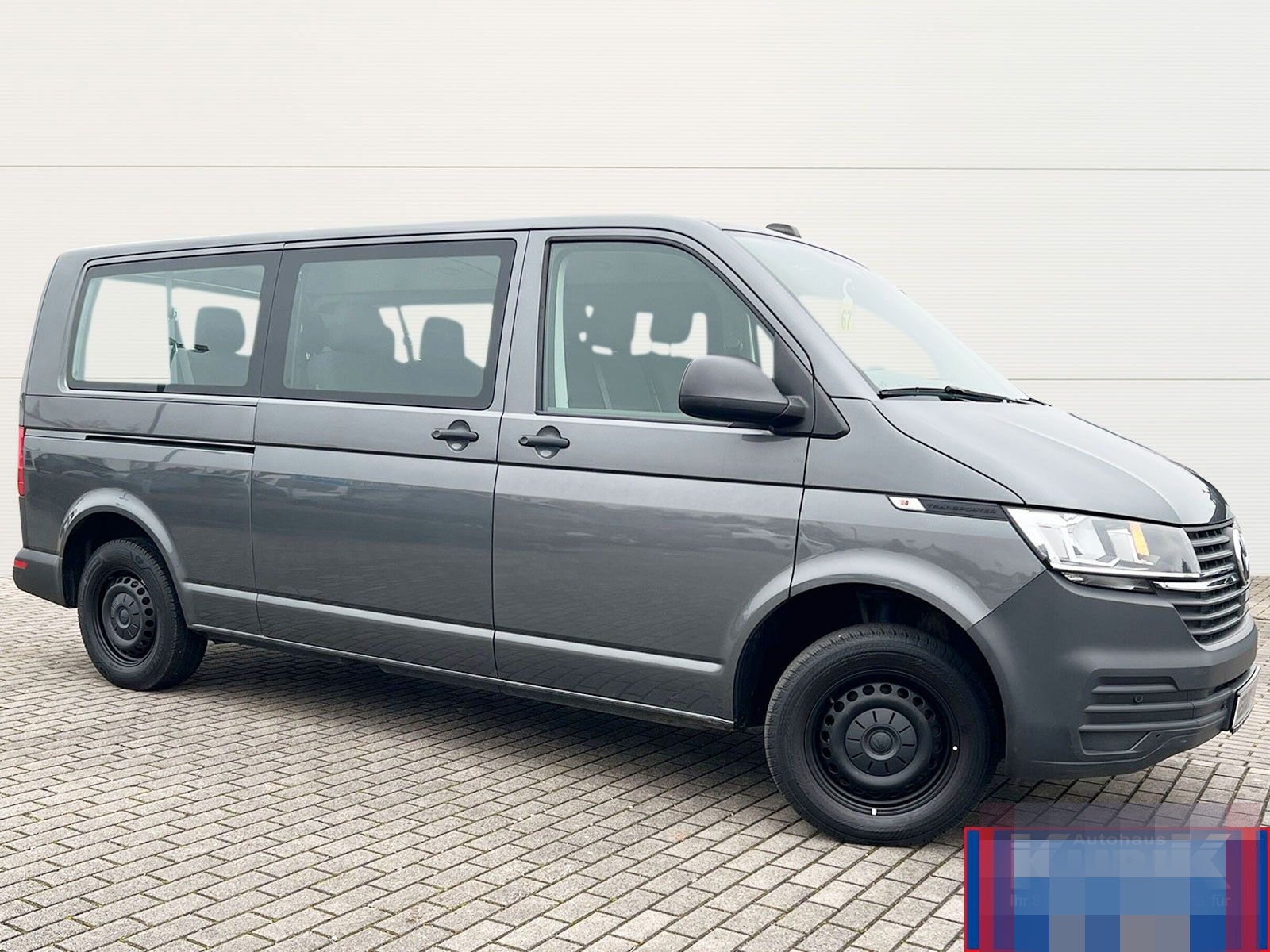 Volkswagen T6.1 Kombi langer Radstand 2,0 TDI 9 Sitzer+AppC foto 21
