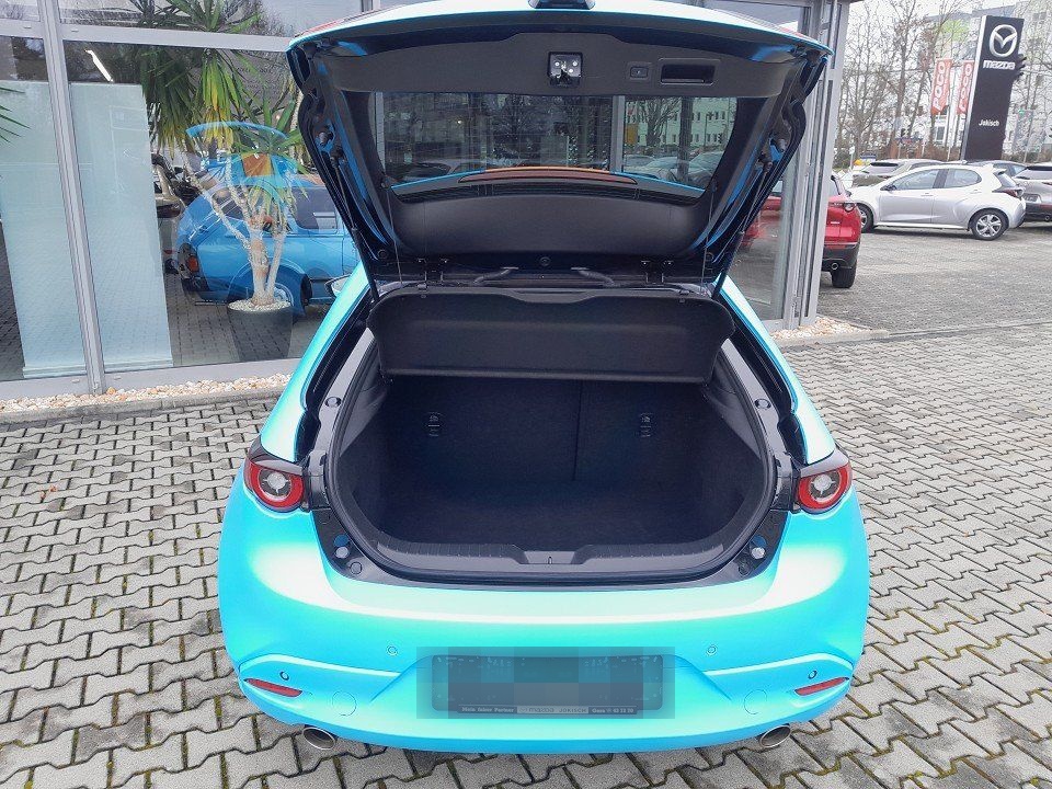 Mazda 3 SKY-X (186PS) 6AT EXCL. SoMo GULF mit MATRIX-L foto 6