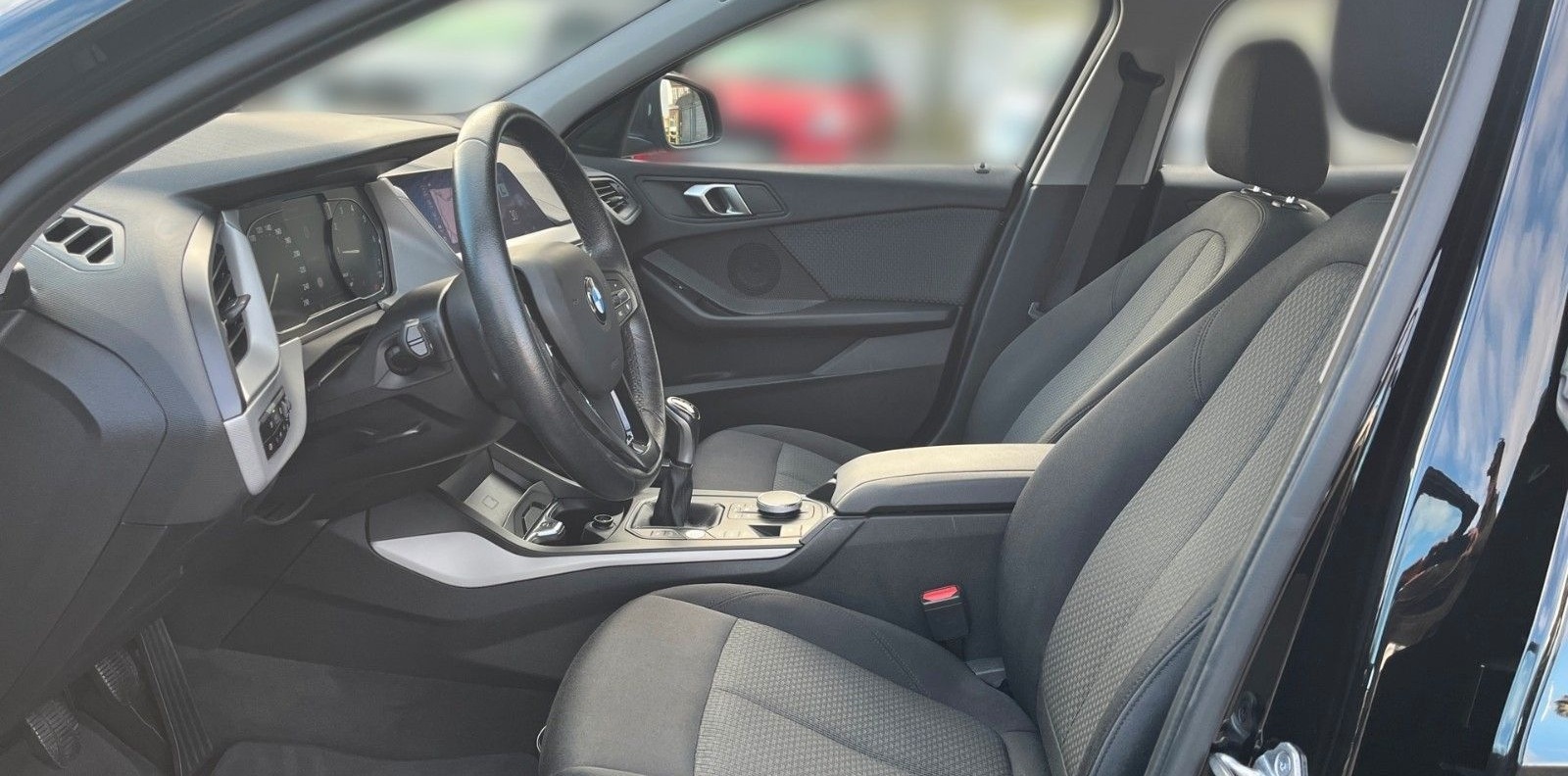 BMW 118 i Advantage Navi / Sitzheizung foto 13