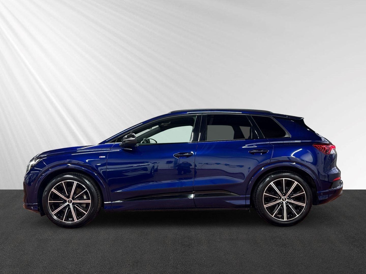 Audi Q4 e-tron 40 S line ACC+HuD+Kamera+Navi+Pano foto 2