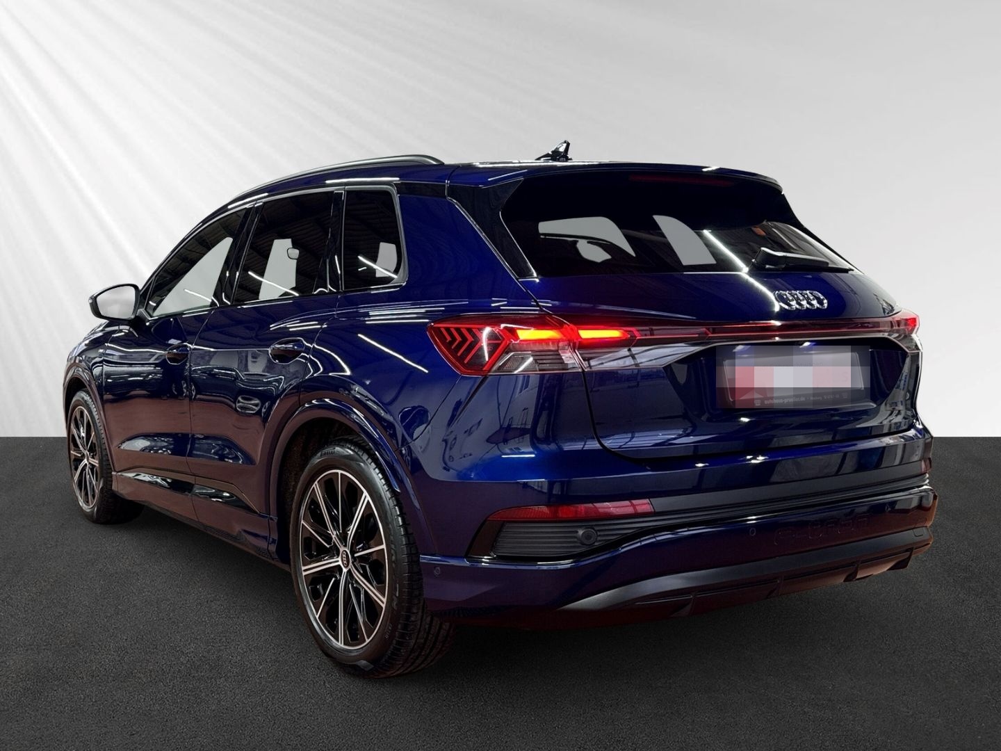 Audi Q4 e-tron 40 S line ACC+HuD+Kamera+Navi+Pano foto 3