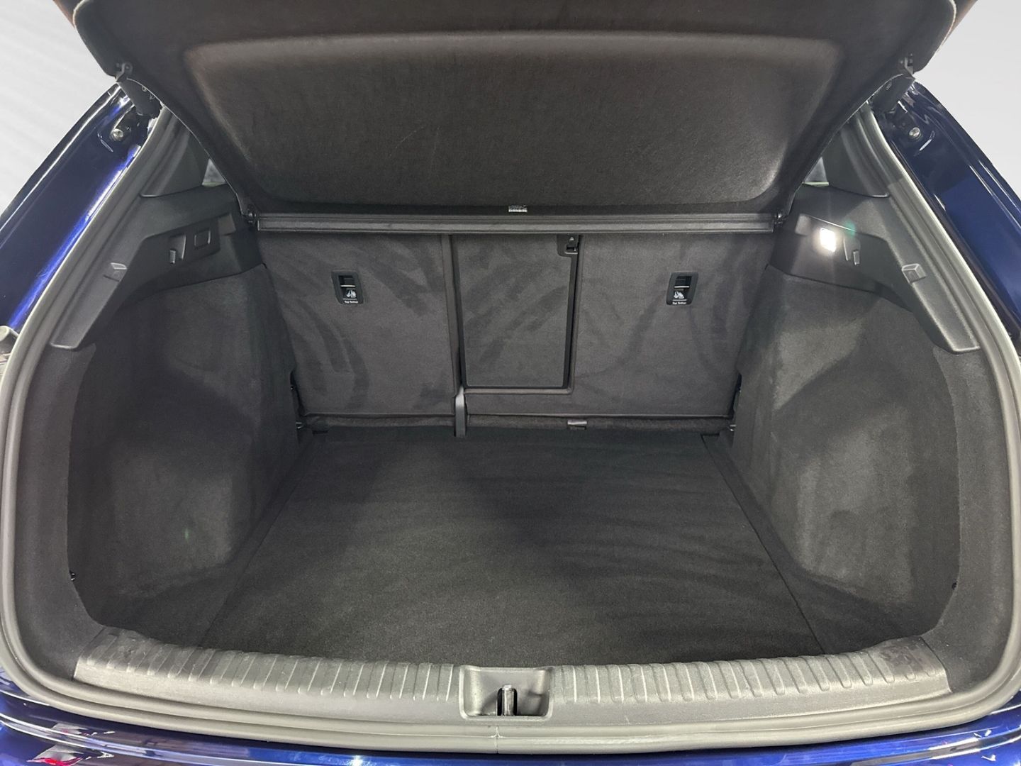 Audi Q4 e-tron 40 S line ACC+HuD+Kamera+Navi+Pano foto 8