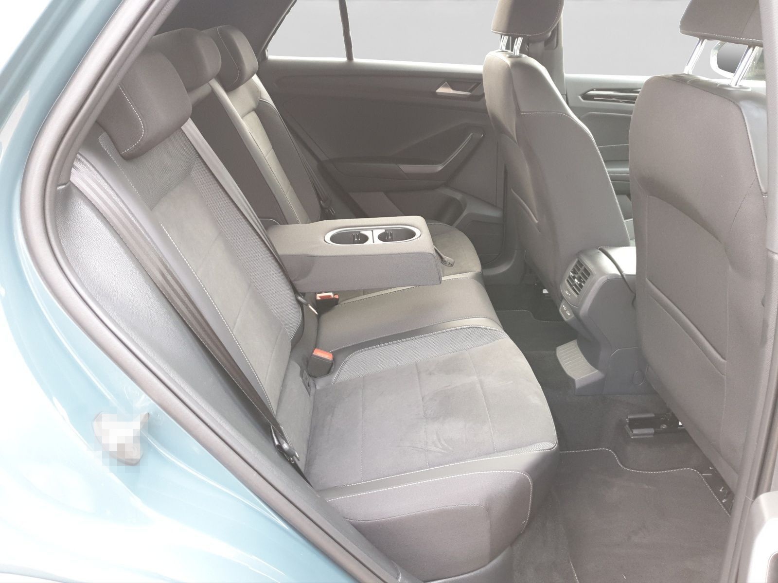 Volkswagen T-Roc 2.0 TDI DSG R-LINE BLACK LM19 NAVI KEYLESS foto 6
