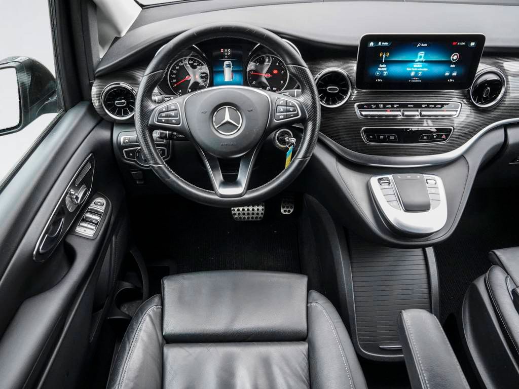 Mercedes-Benz V 220 d LANG MBUX LEDER ILS AHK 7-SITZER foto 9