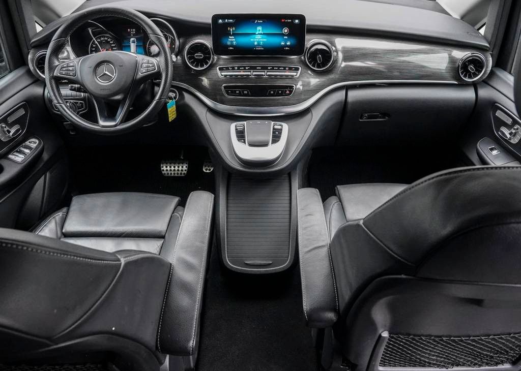 Mercedes-Benz V 220 d LANG MBUX LEDER ILS AHK 7-SITZER foto 10
