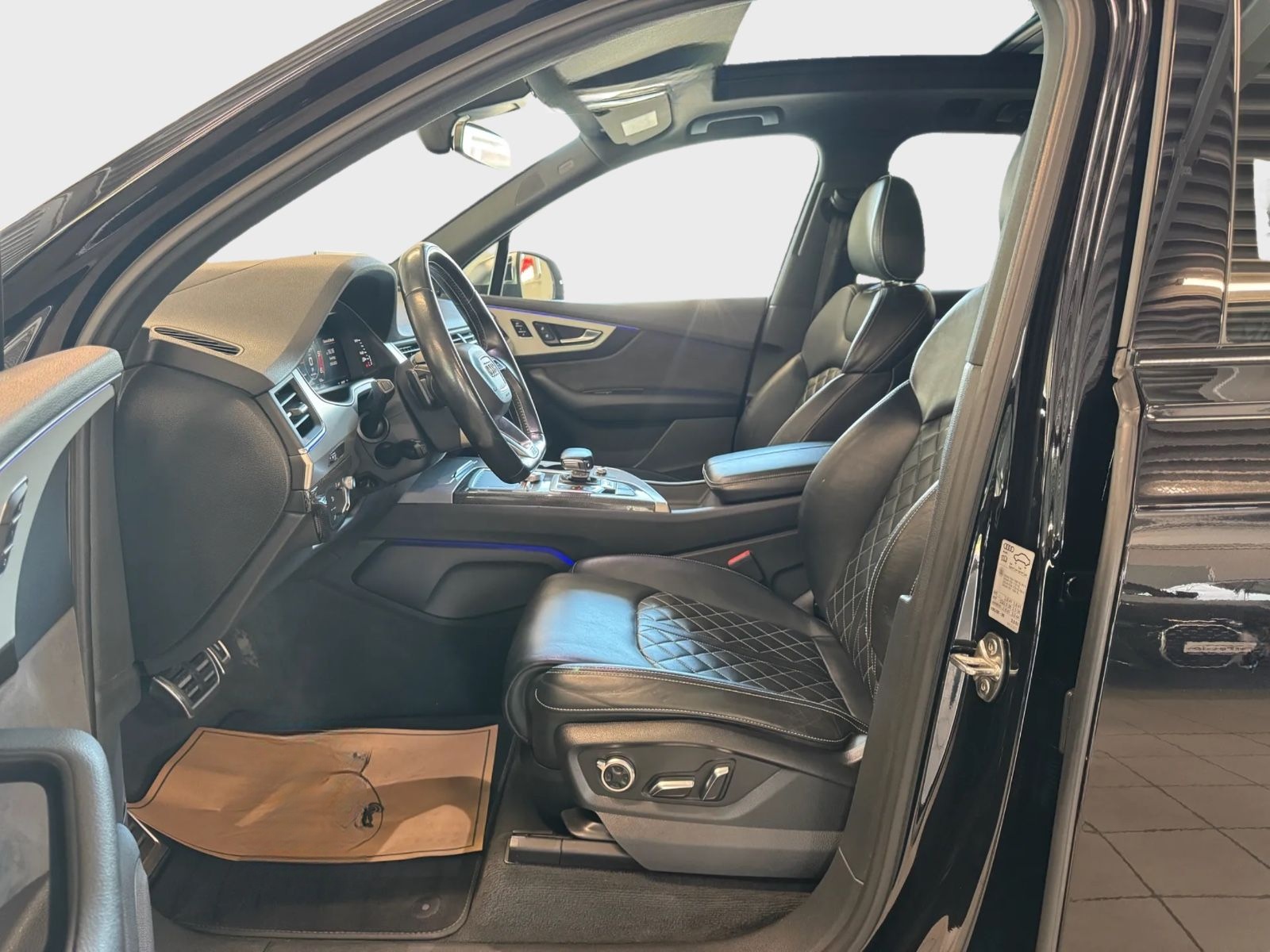 Audi SQ7 4.0 TDI quattro* 7-SITZE*PANO*LED*NAVI*AHK foto 5