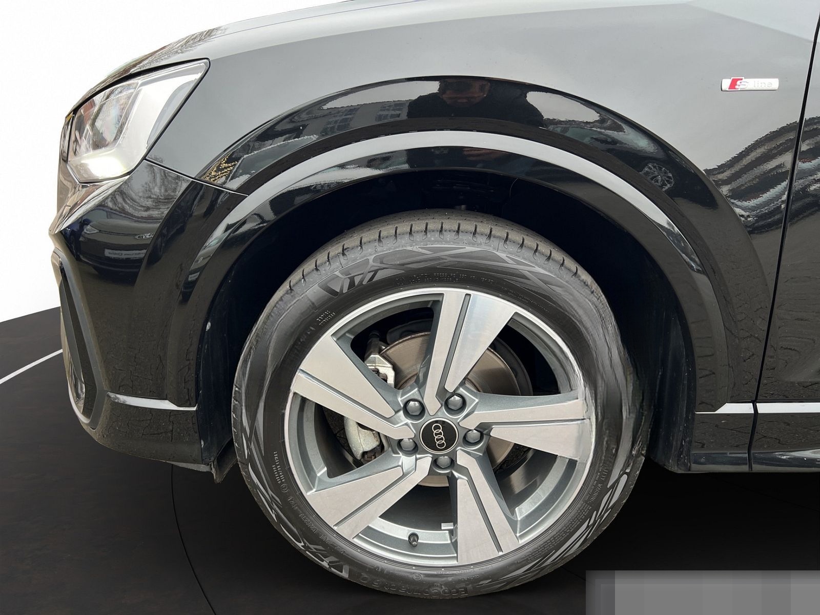 Audi Q2 35 TFSI S line AHK Komfortpaket Bluetooth LED foto 6