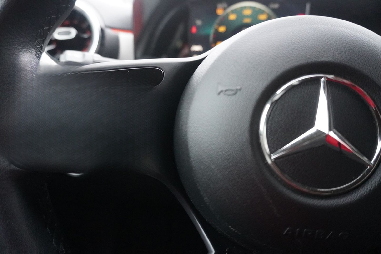 Mercedes-Benz A180 Kamera Leder Navi LED Digitales Cockpit foto 19