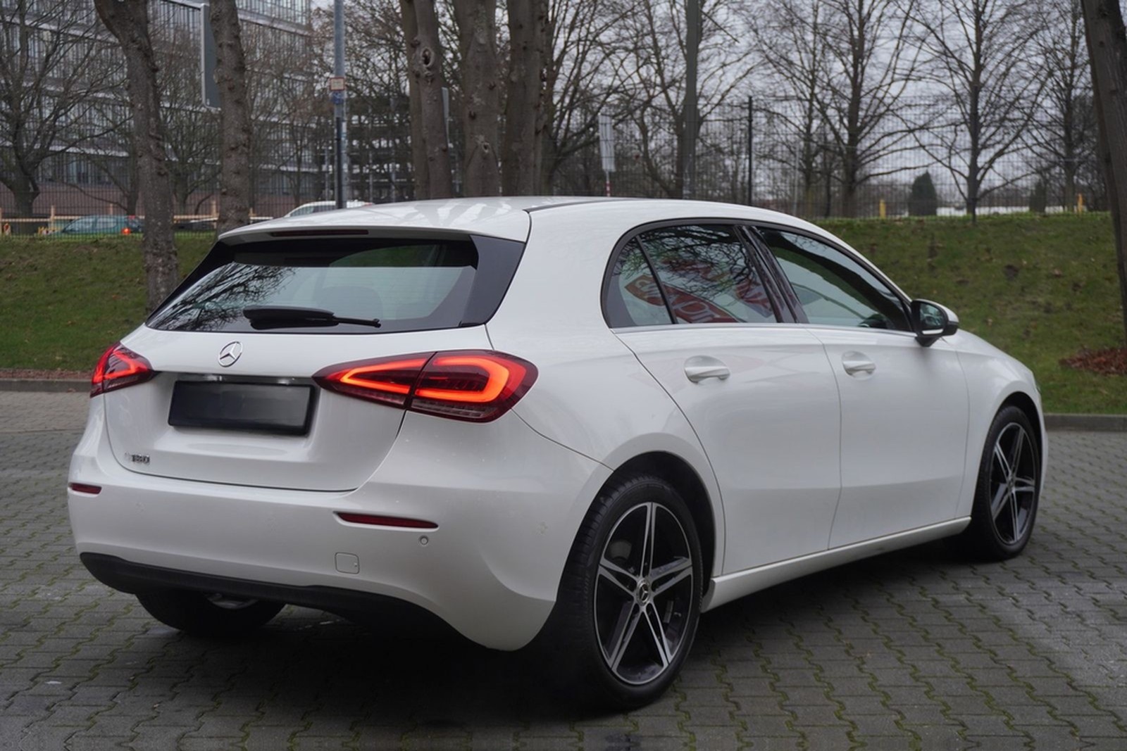 Mercedes-Benz A180 Kamera Leder Navi LED Digitales Cockpit foto 6