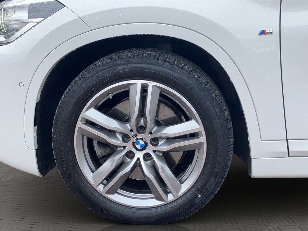 BMW X1 xDrive 20 d M Sport PANO / SHZ / Radio foto 3