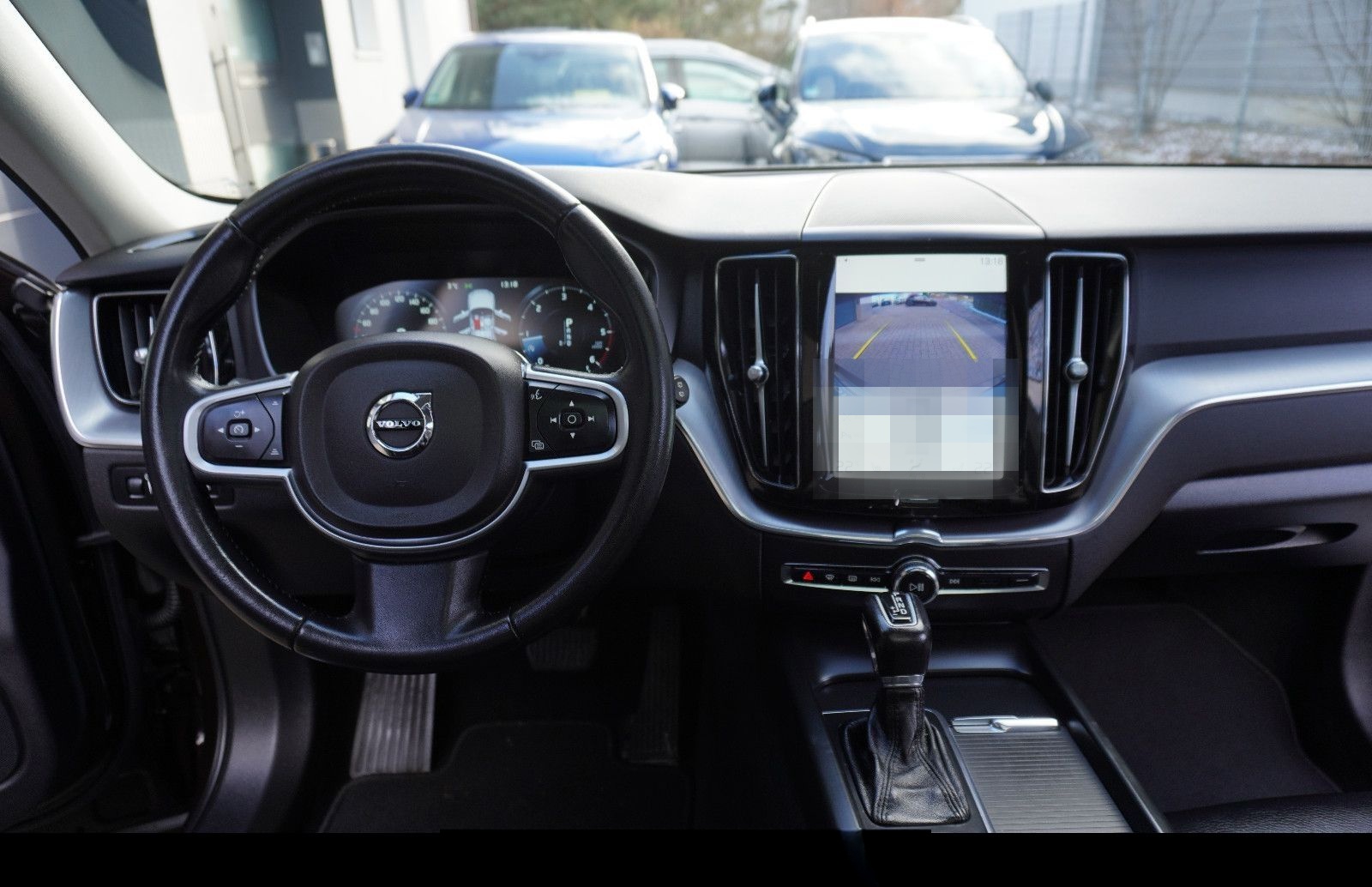 Volvo XC60 D4 Momentum AWD LEDER+NAVI+PANO+KAMERA+ALU foto 12