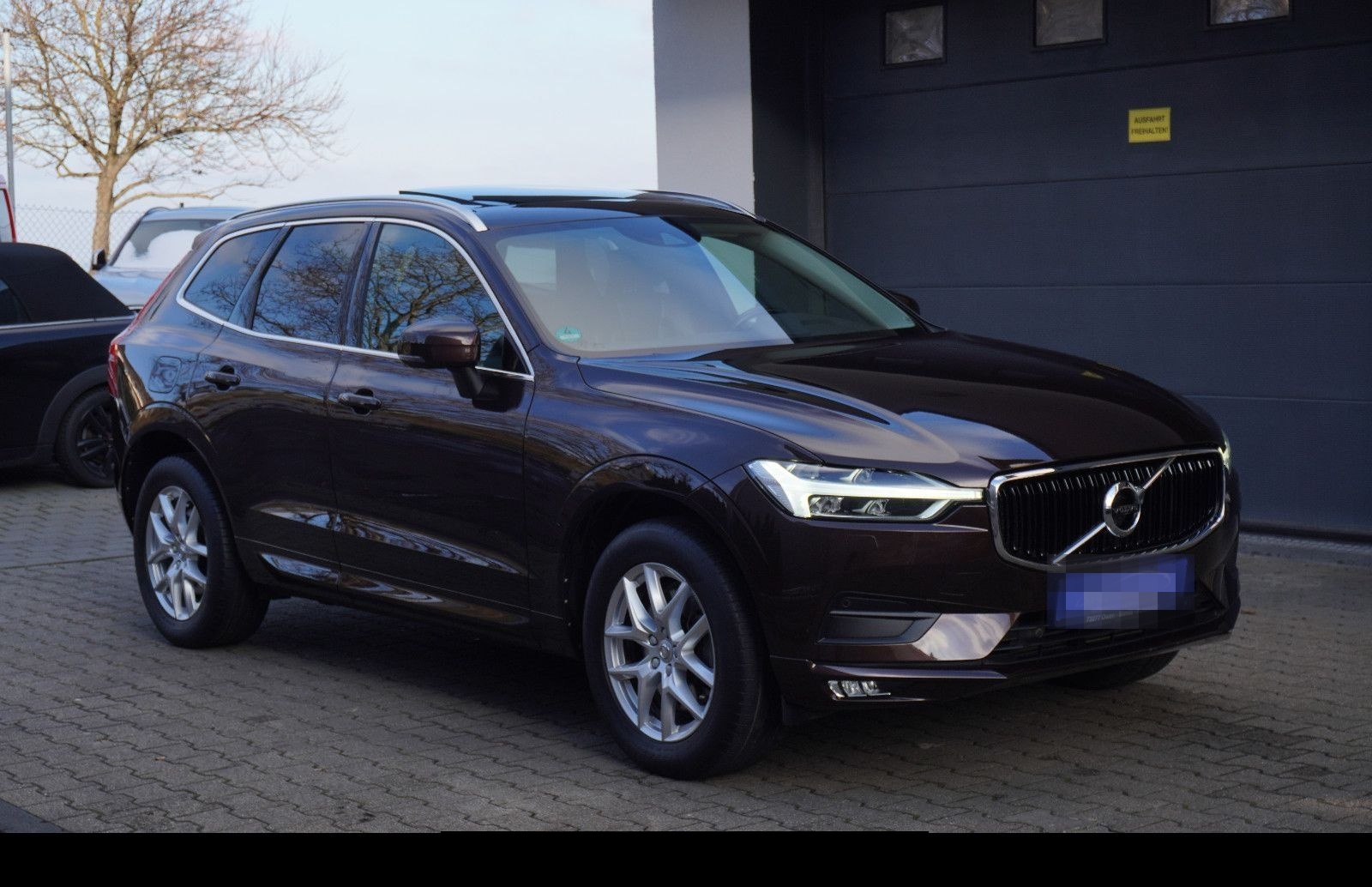 Volvo XC60 D4 Momentum AWD LEDER+NAVI+PANO+KAMERA+ALU foto 25